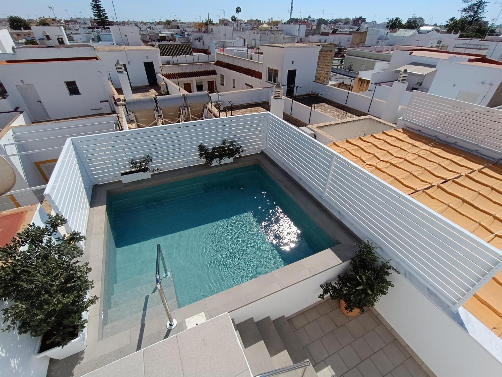Apartamentos Turisticos Casa De Los Balcones Chipiona Bagian luar foto